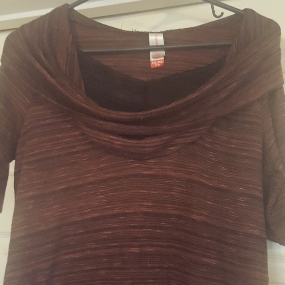 Tunic - Picture 2 of 3
